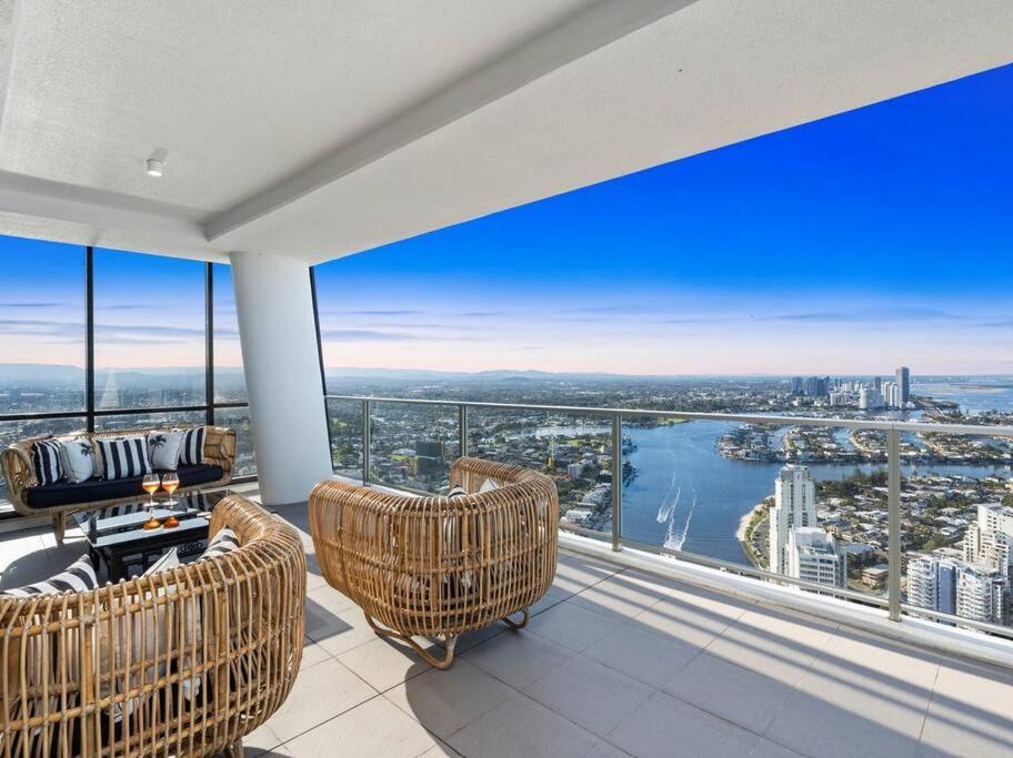 Exclusive Circle On Cavil Sub-Penthouse Luxury Apt - Hosted By Coastal Letting Гоулд Коуст Екстериор снимка