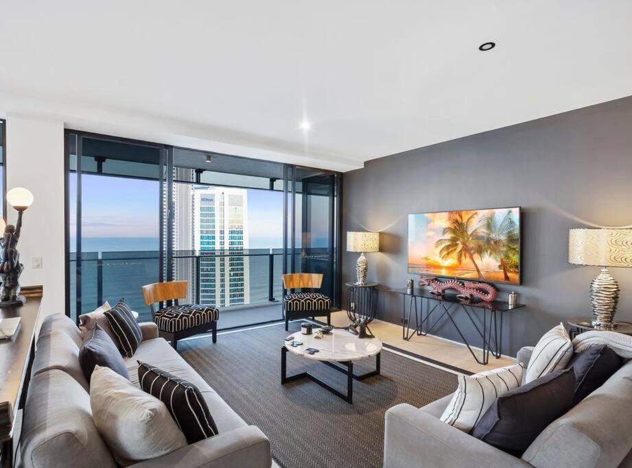 Exclusive Circle On Cavil Sub-Penthouse Luxury Apt - Hosted By Coastal Letting Гоулд Коуст Екстериор снимка
